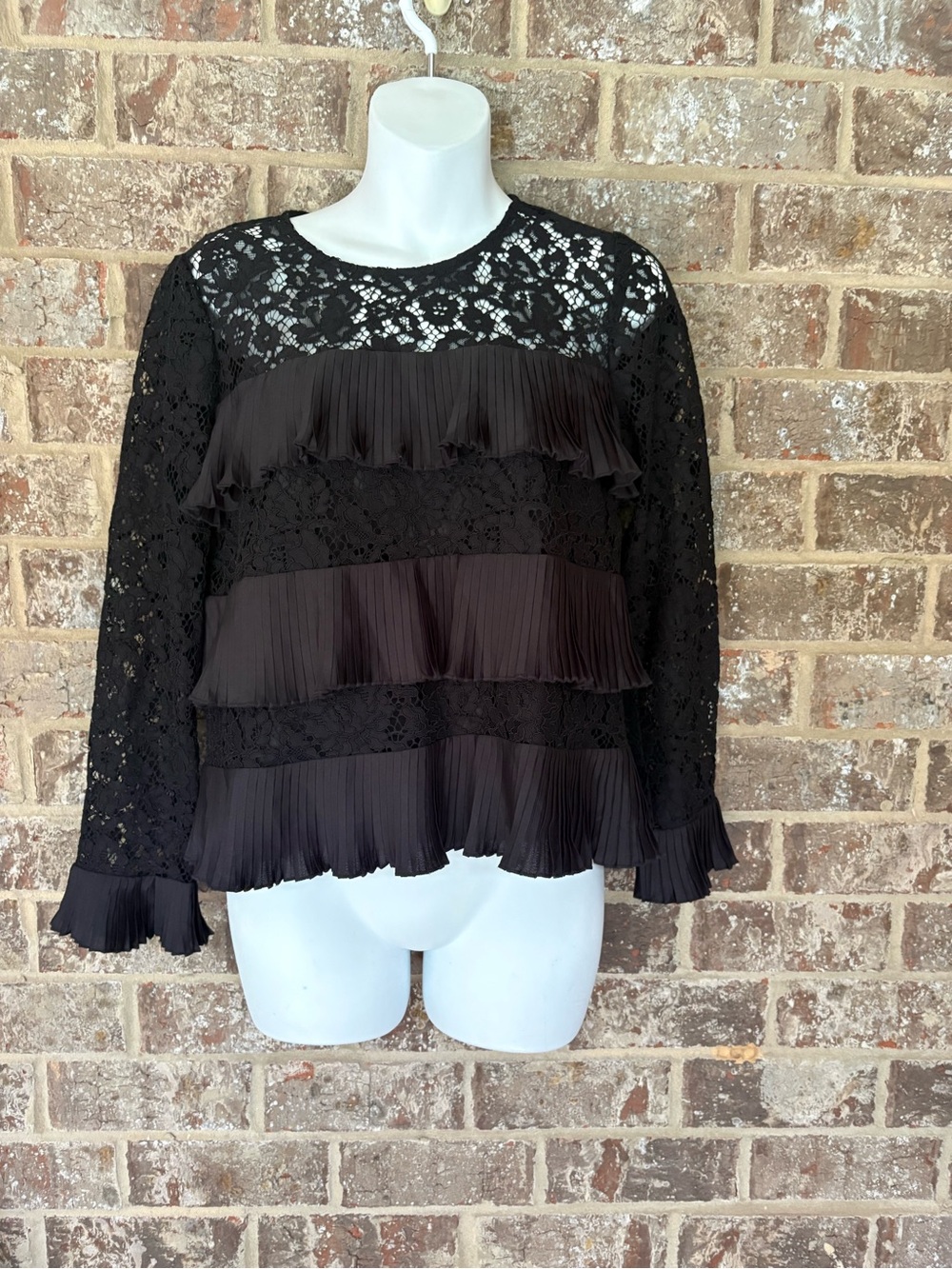 New J Crew Lace Top with Ruffle Pleats Size 2